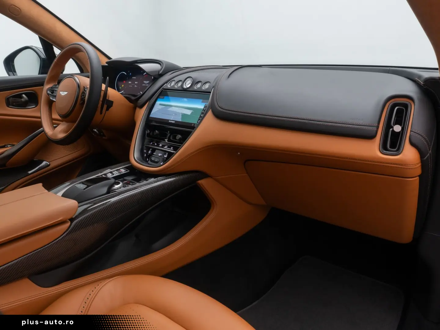 ASTON MARTIN DBX 4.0 V8 Individual Carbon Elegance