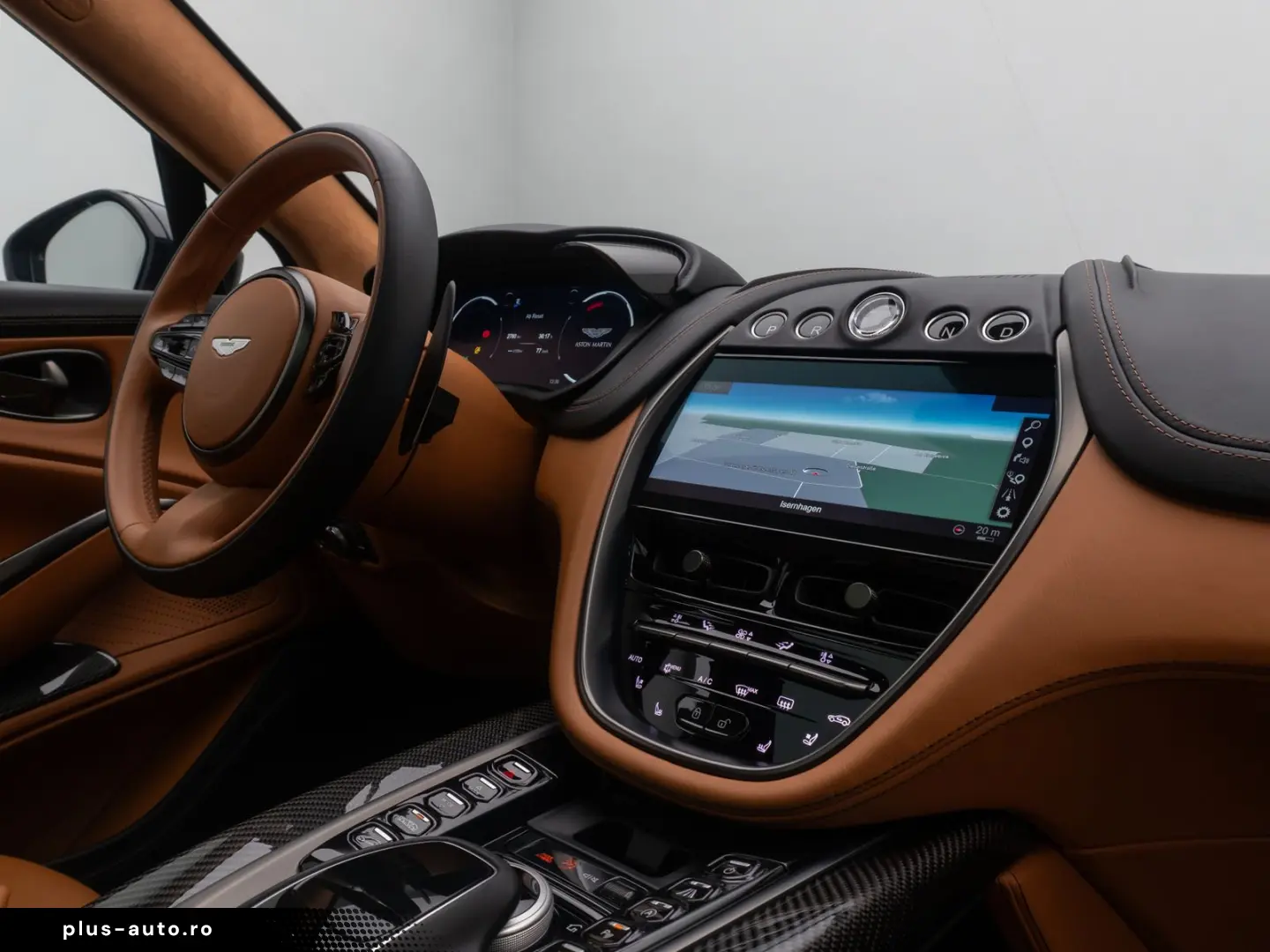 ASTON MARTIN DBX 4.0 V8 Individual Carbon Elegance