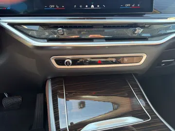 BMW X5 30d xDrive AHK Navigation HarmanKardon LED