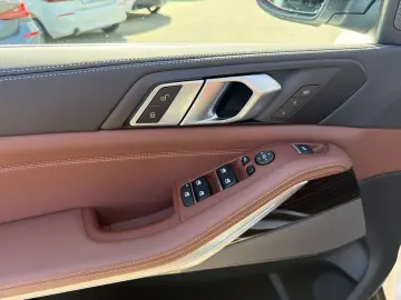 BMW X5 30d xDrive AHK Navigation HarmanKardon LED