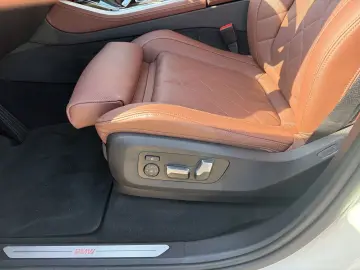 BMW X5 30d xDrive AHK Navigation HarmanKardon LED