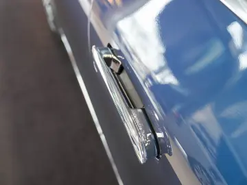 MERCEDES-BENZ EQE 350 4M AMG Line HYPERSCREEN Carbon Burm