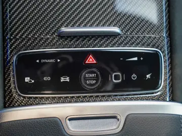 MERCEDES-BENZ EQE 350 4M AMG Line HYPERSCREEN Carbon Burm