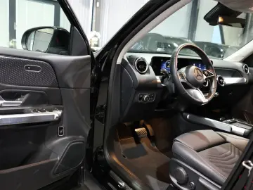 MERCEDES-BENZ GLB 200 d 4MATIC PROGRESSIVE-LINE SPORT WIDE