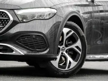 MERCEDES-BENZ E 220 d 4M T All-Terr Avantgarde LED S&hellip;