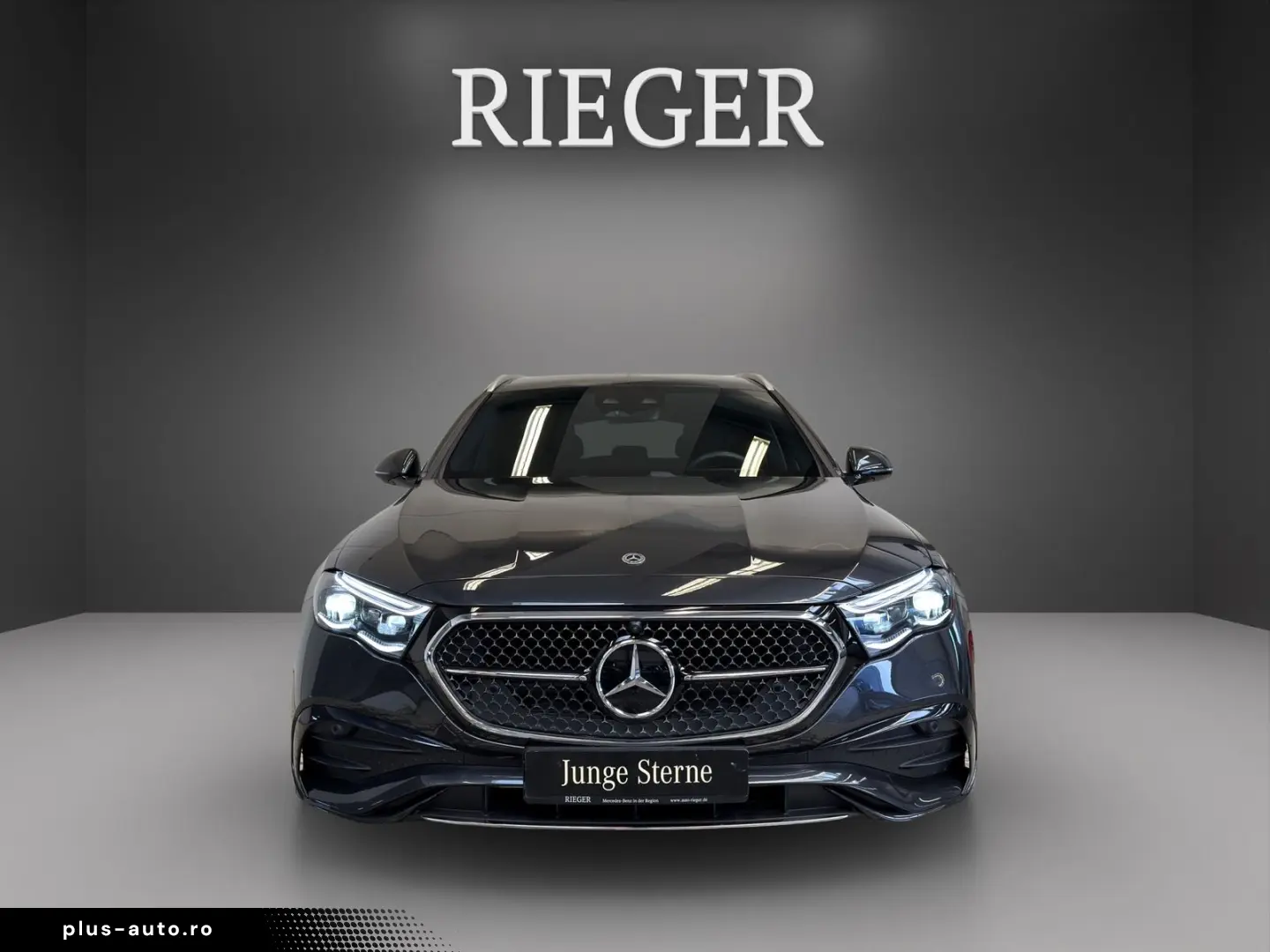 MERCEDES-BENZ E 300 T de 4M AMG Superscreen Pano AHK&hellip;