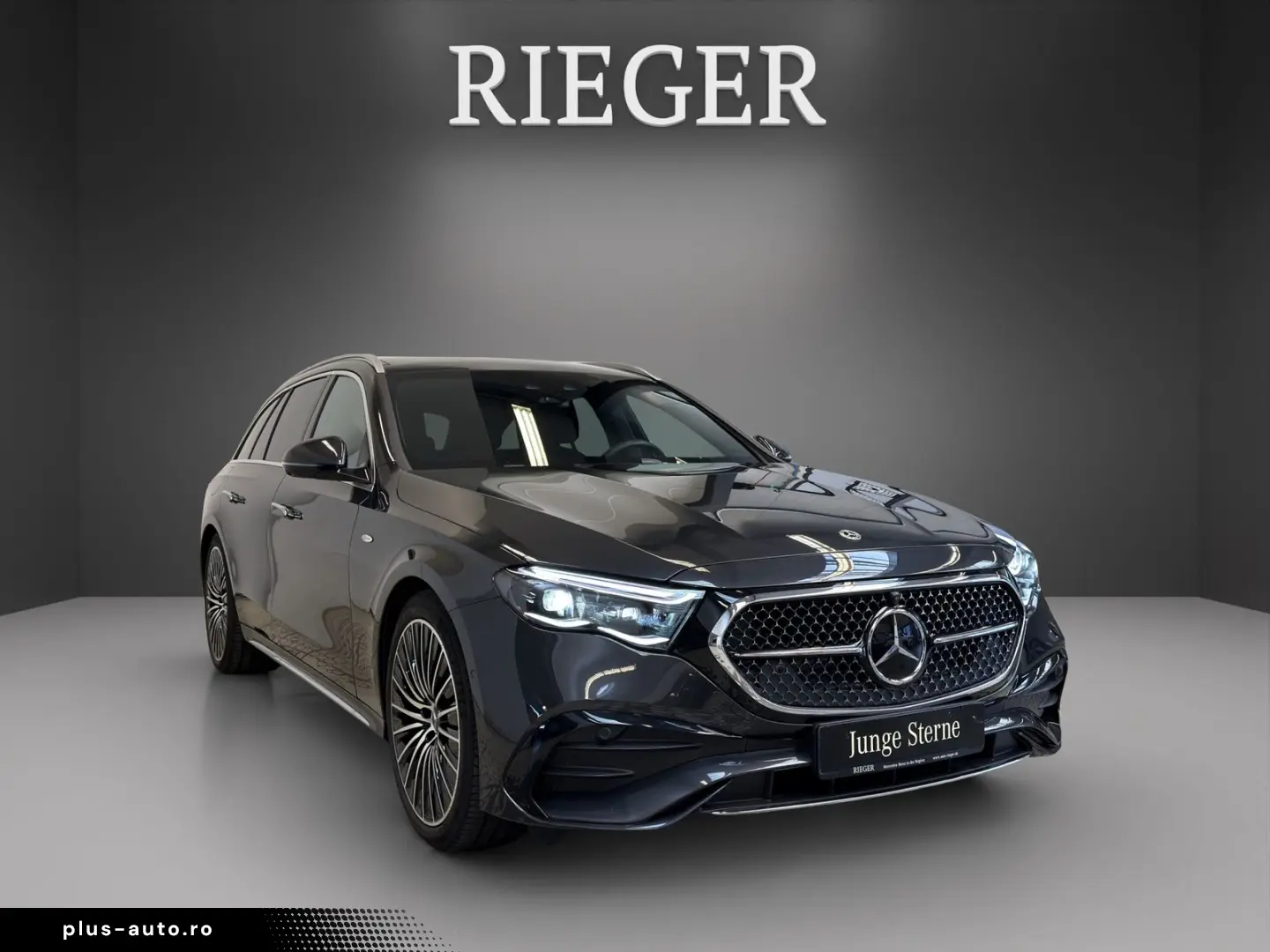 MERCEDES-BENZ E 300 T de 4M AMG Superscreen Pano AHK&hellip;