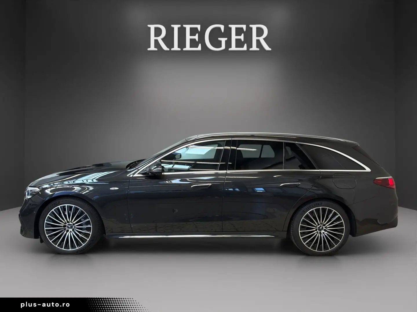 MERCEDES-BENZ E 300 T de 4M AMG Superscreen Pano AHK&hellip;