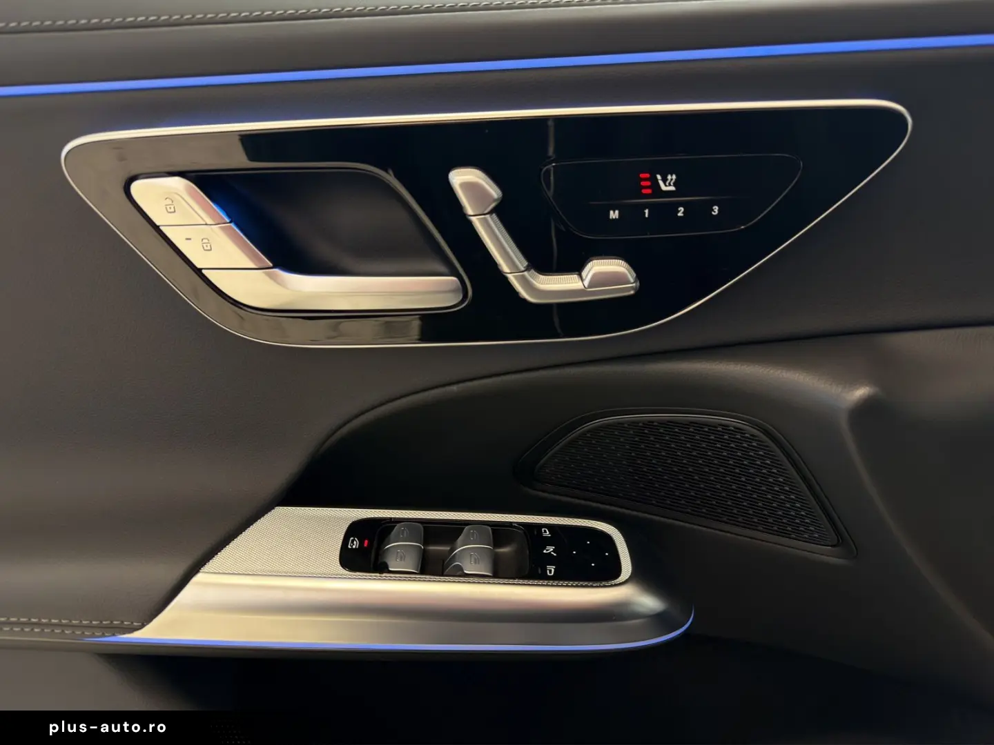 MERCEDES-BENZ E 300 T de 4M AMG Superscreen Pano AHK&hellip;