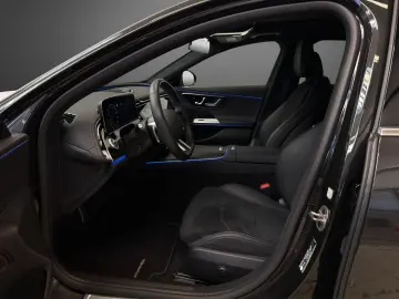 MERCEDES-BENZ E 300 T de 4M AMG Superscreen Pano AHK&hellip;