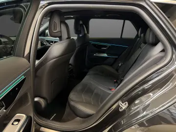 MERCEDES-BENZ E 300 T de 4M AMG Superscreen Pano AHK&hellip;