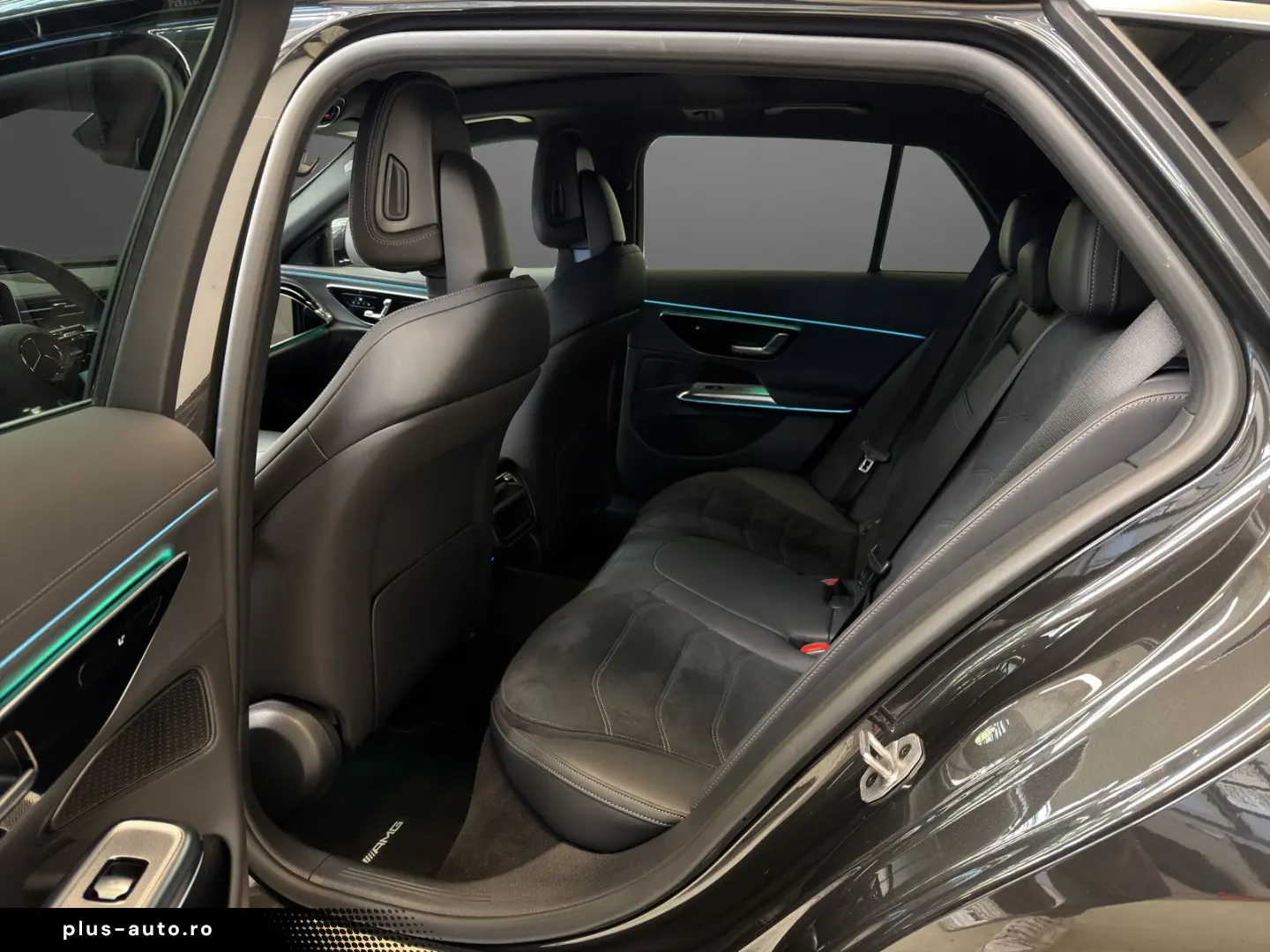 MERCEDES-BENZ E 300 T de 4M AMG Superscreen Pano AHK&hellip;