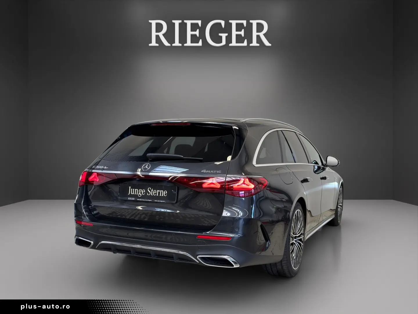 MERCEDES-BENZ E 300 T de 4M AMG Superscreen Pano AHK&hellip;