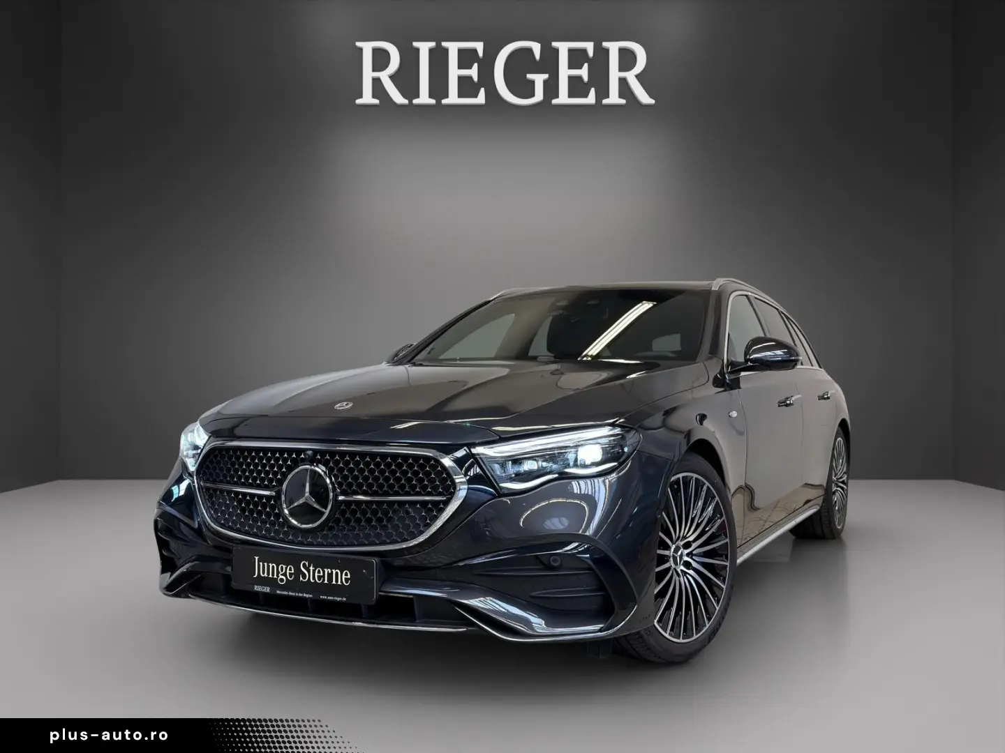 MERCEDES-BENZ E 300 T de 4M AMG Superscreen Pano AHK&hellip;