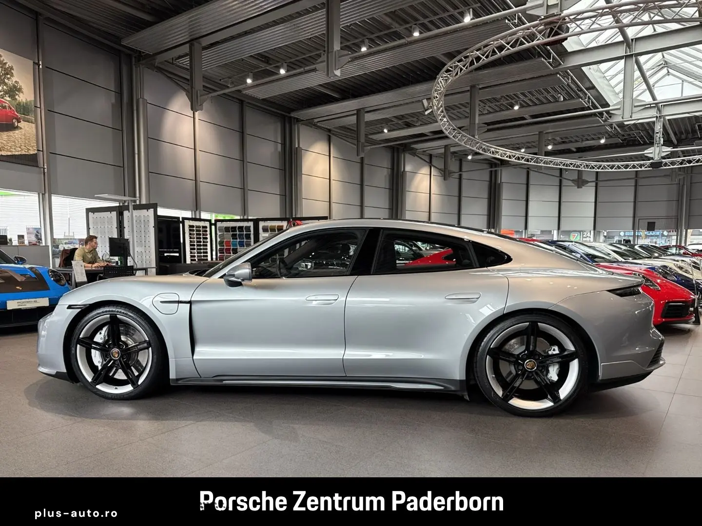 PORSCHE Taycan Turbo Leder-Brombeer InnoDrive Head-Up