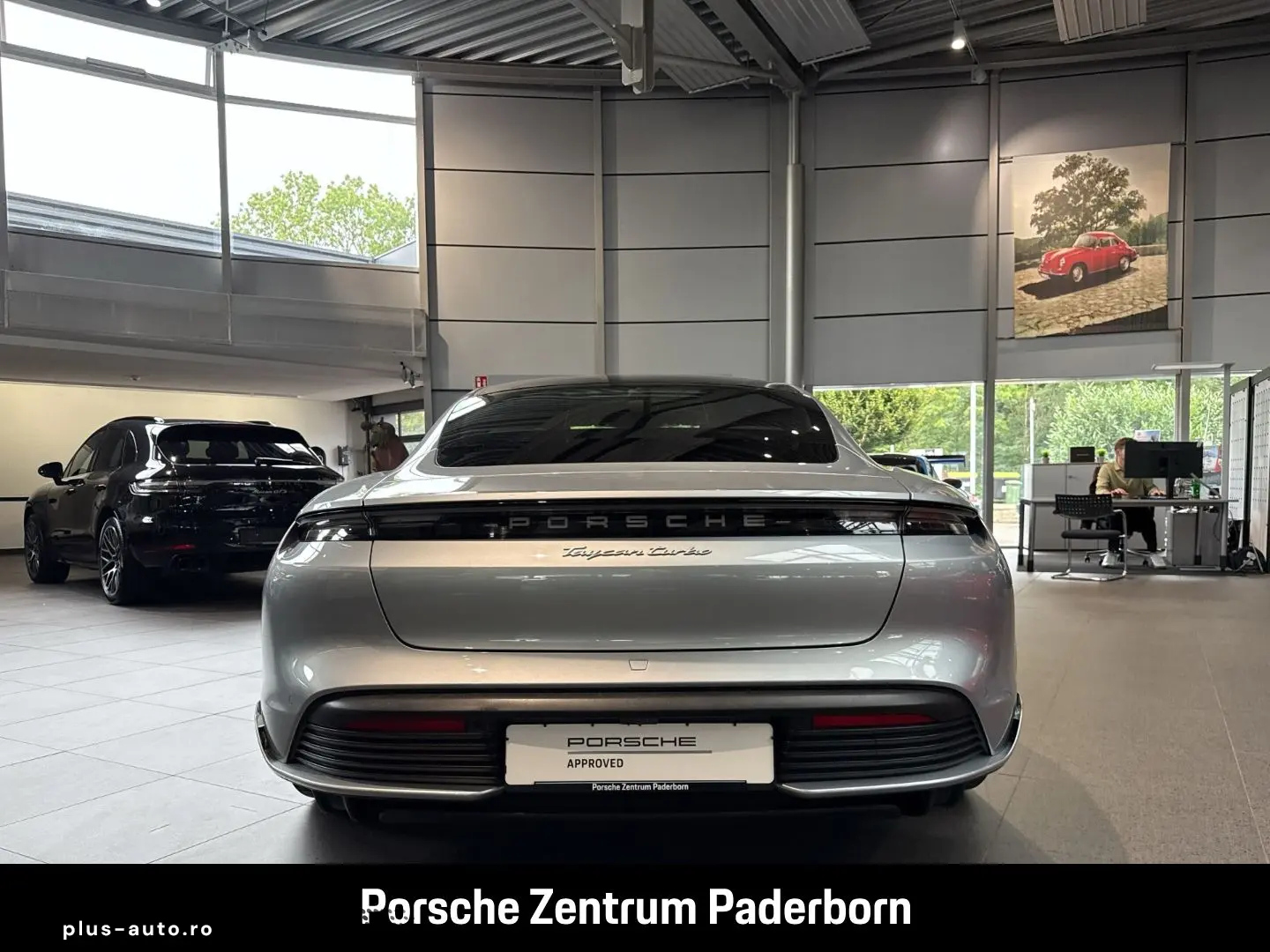 PORSCHE Taycan Turbo Leder-Brombeer InnoDrive Head-Up