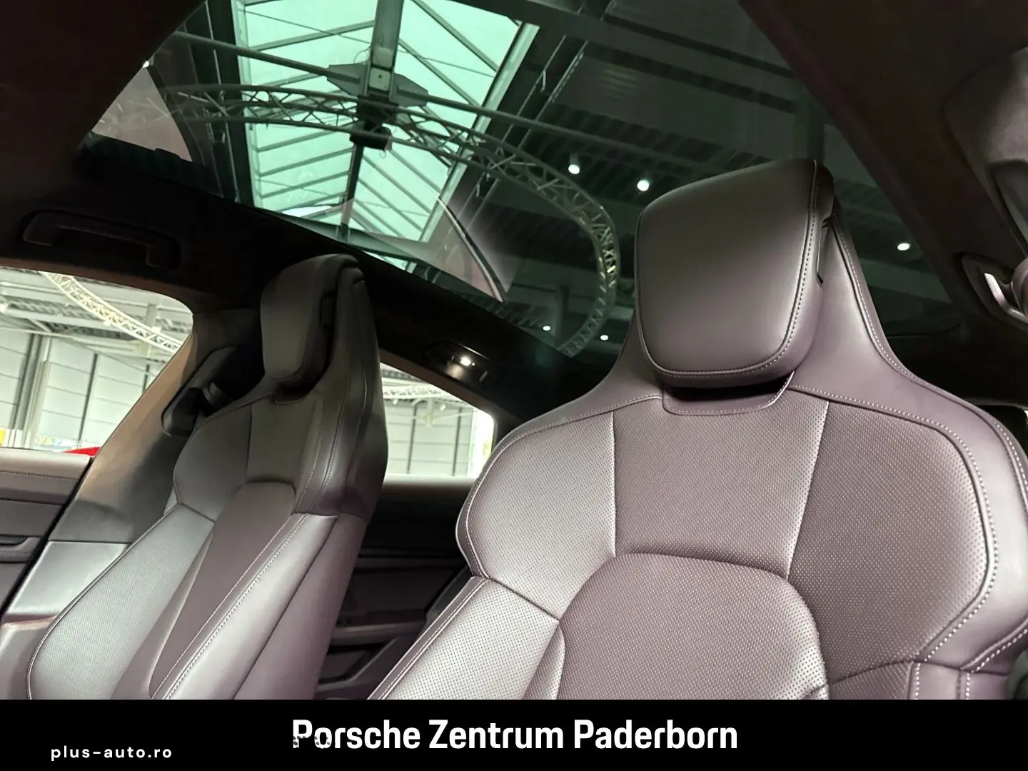 PORSCHE Taycan Turbo Leder-Brombeer InnoDrive Head-Up