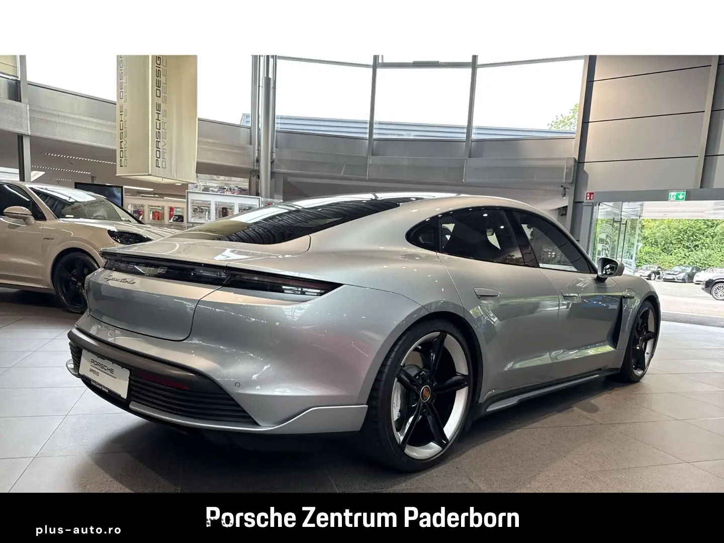 PORSCHE Taycan Turbo Leder-Brombeer InnoDrive Head-Up