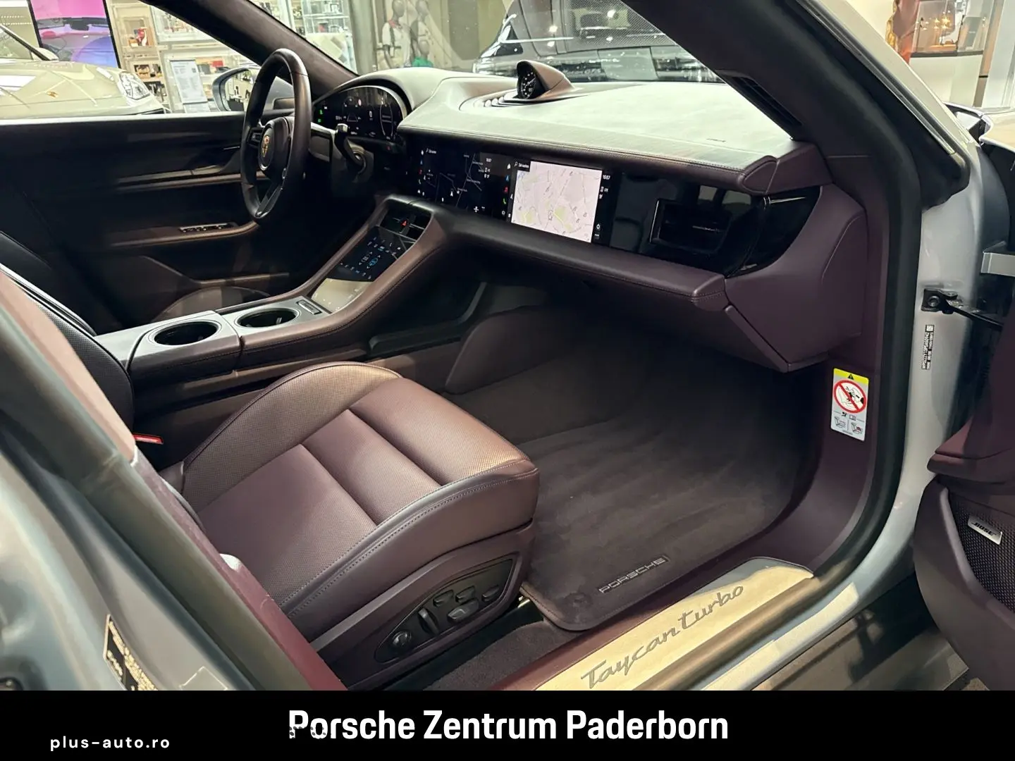 PORSCHE Taycan Turbo Leder-Brombeer InnoDrive Head-Up