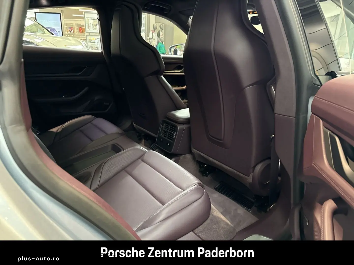 PORSCHE Taycan Turbo Leder-Brombeer InnoDrive Head-Up