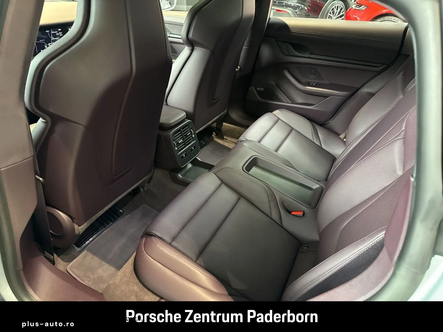 PORSCHE Taycan Turbo Leder-Brombeer InnoDrive Head-Up