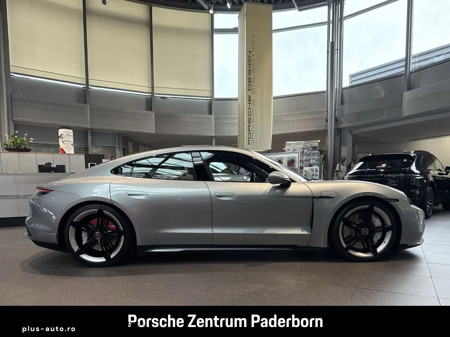 PORSCHE Taycan Turbo Leder-Brombeer InnoDrive Head-Up