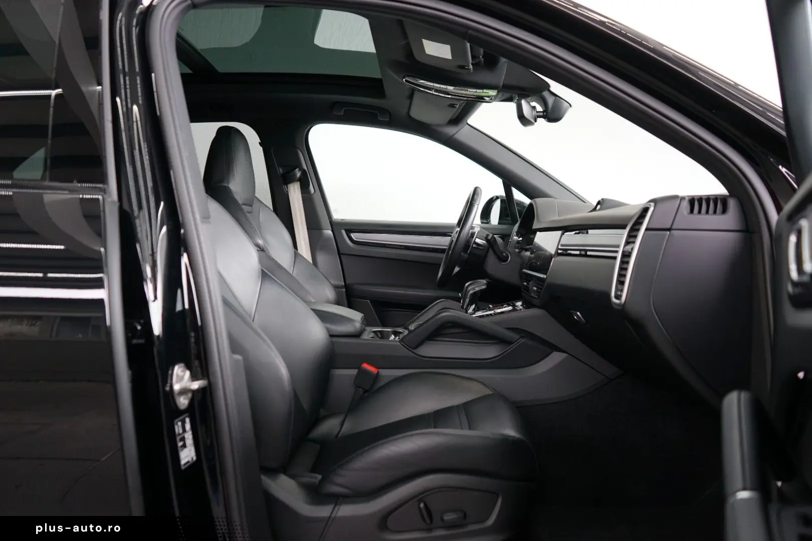 PORSCHE Cayenne Platinum Edition Luft STHZ Pano ACC