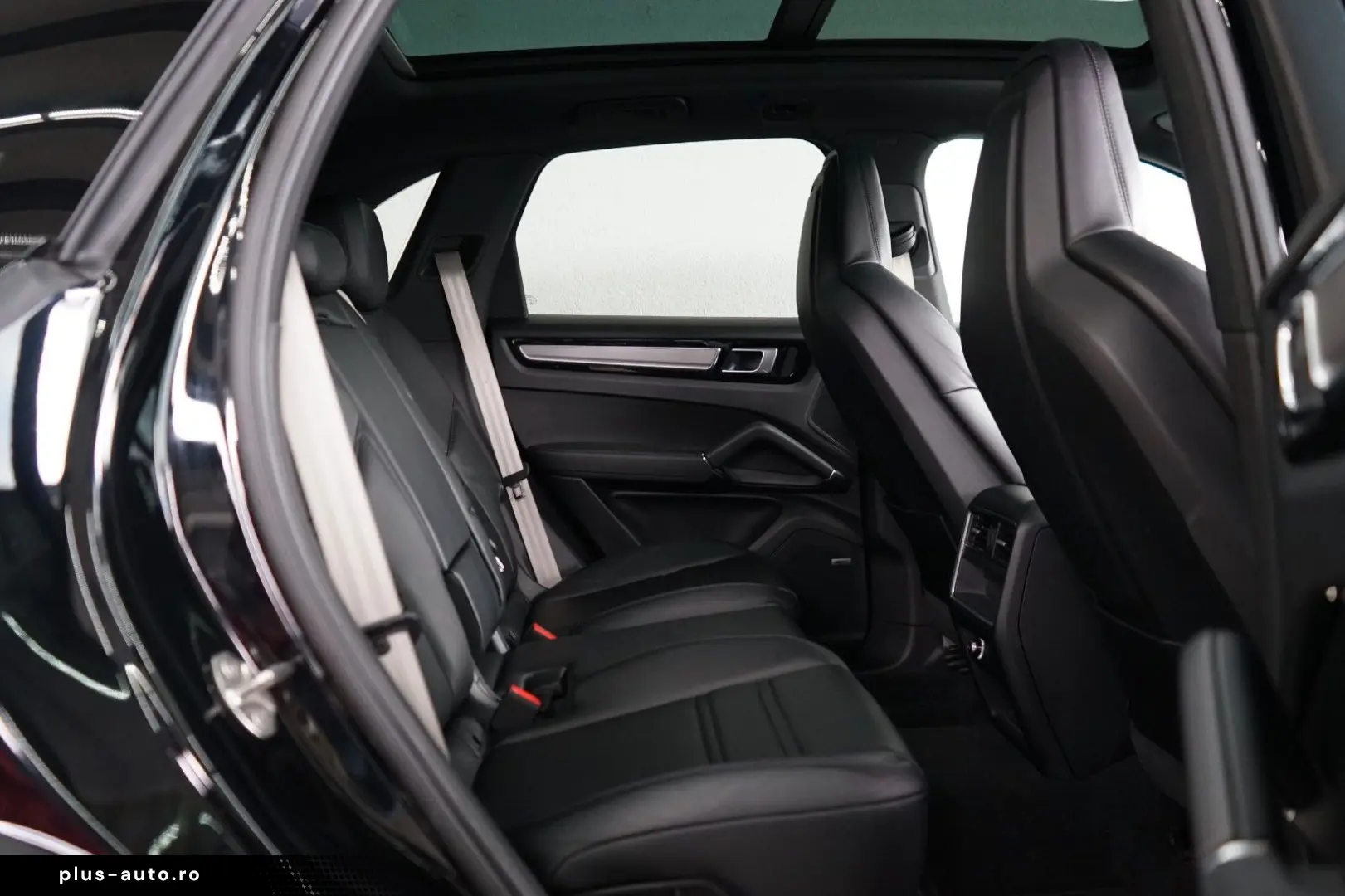 PORSCHE Cayenne Platinum Edition Luft STHZ Pano ACC