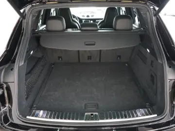 PORSCHE Cayenne Platinum Edition Luft STHZ Pano ACC