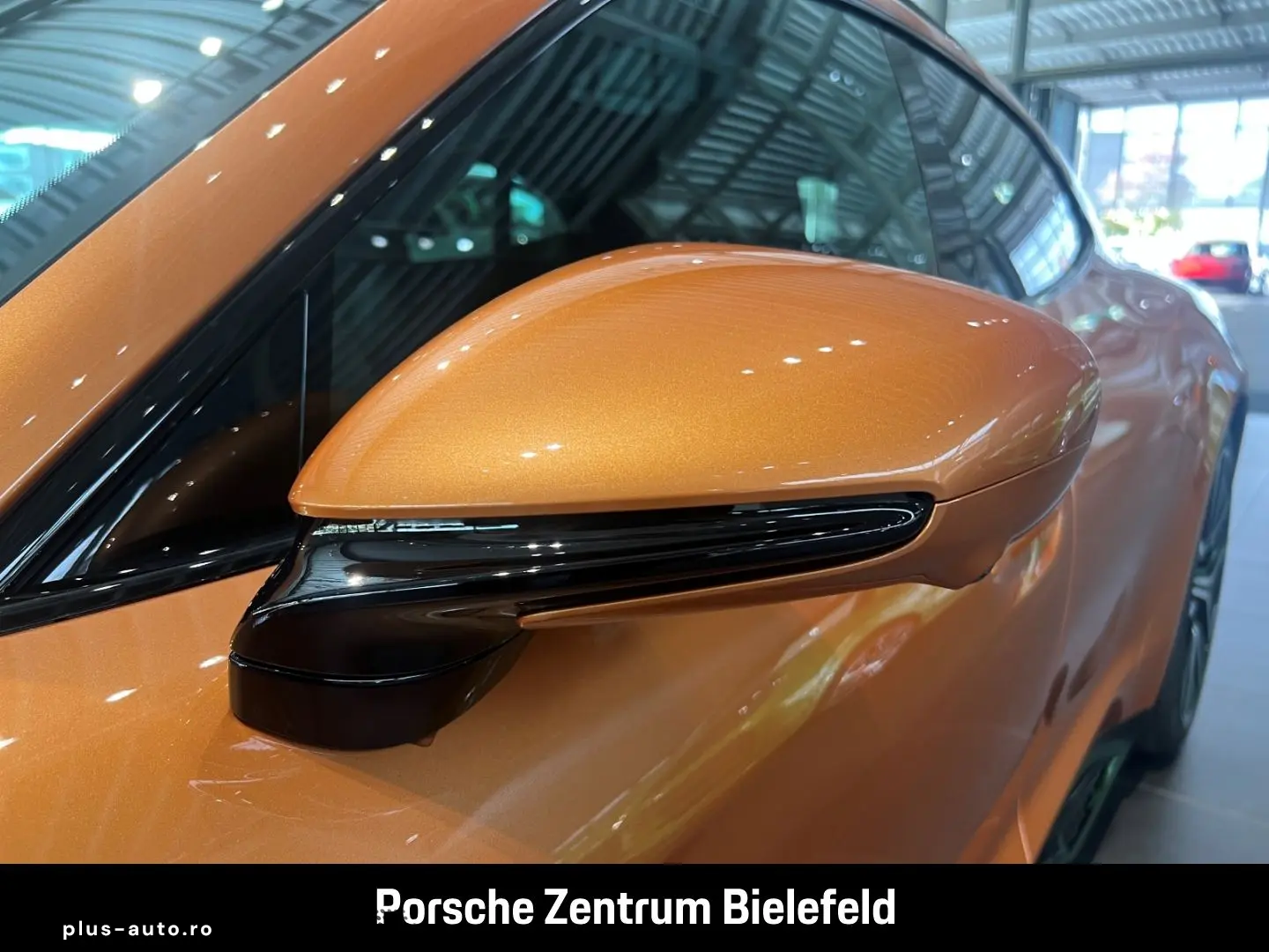 PORSCHE Taycan GTS Sport Turismo Head-Up