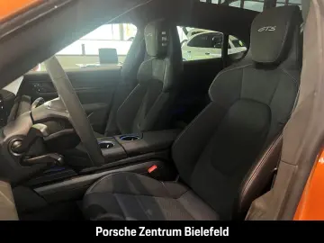 PORSCHE Taycan GTS Sport Turismo Head-Up