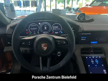 PORSCHE Taycan GTS Sport Turismo Head-Up