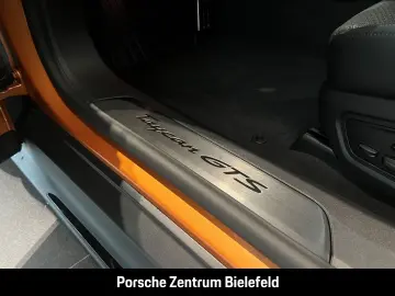 PORSCHE Taycan GTS Sport Turismo Head-Up