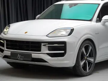 PORSCHE Cayenne E-Hybrid SportDesign Sitzbel. Pano SoftC