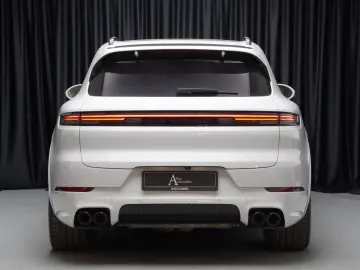 PORSCHE Cayenne E-Hybrid SportDesign Sitzbel. Pano SoftC