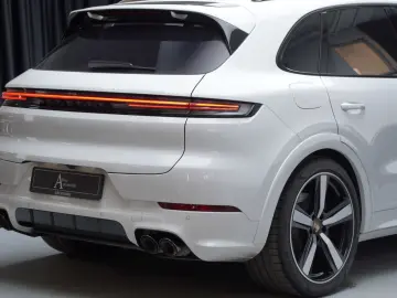 PORSCHE Cayenne E-Hybrid SportDesign Sitzbel. Pano SoftC