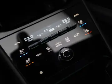 PORSCHE Cayenne E-Hybrid SportDesign Sitzbel. Pano SoftC