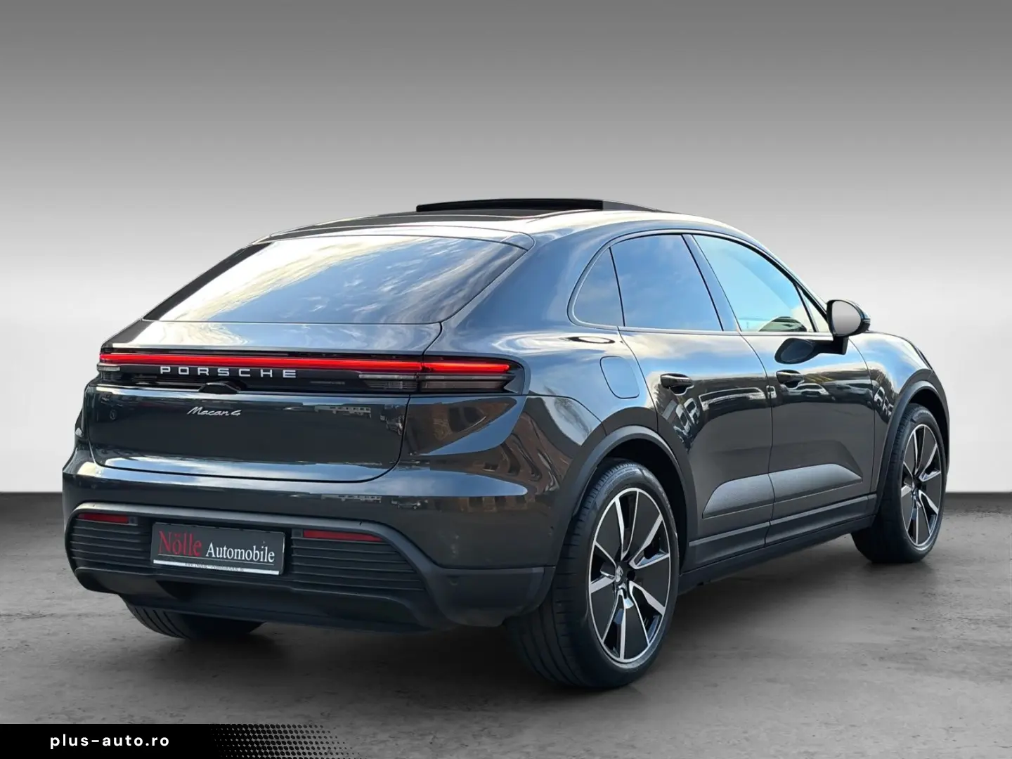 PORSCHE Macan 4 Chrono Pano Sportsitz