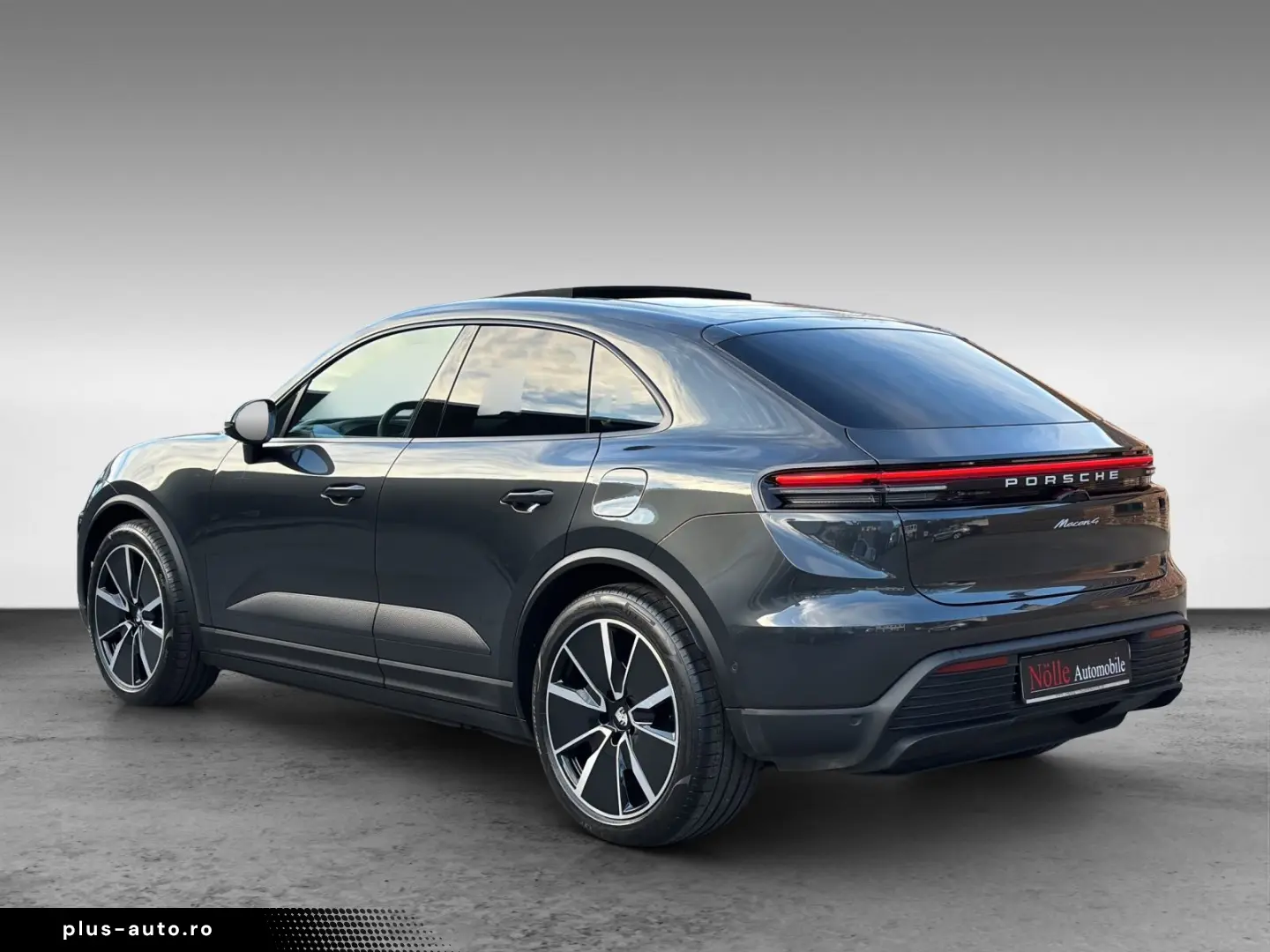 PORSCHE Macan 4 Chrono Pano Sportsitz