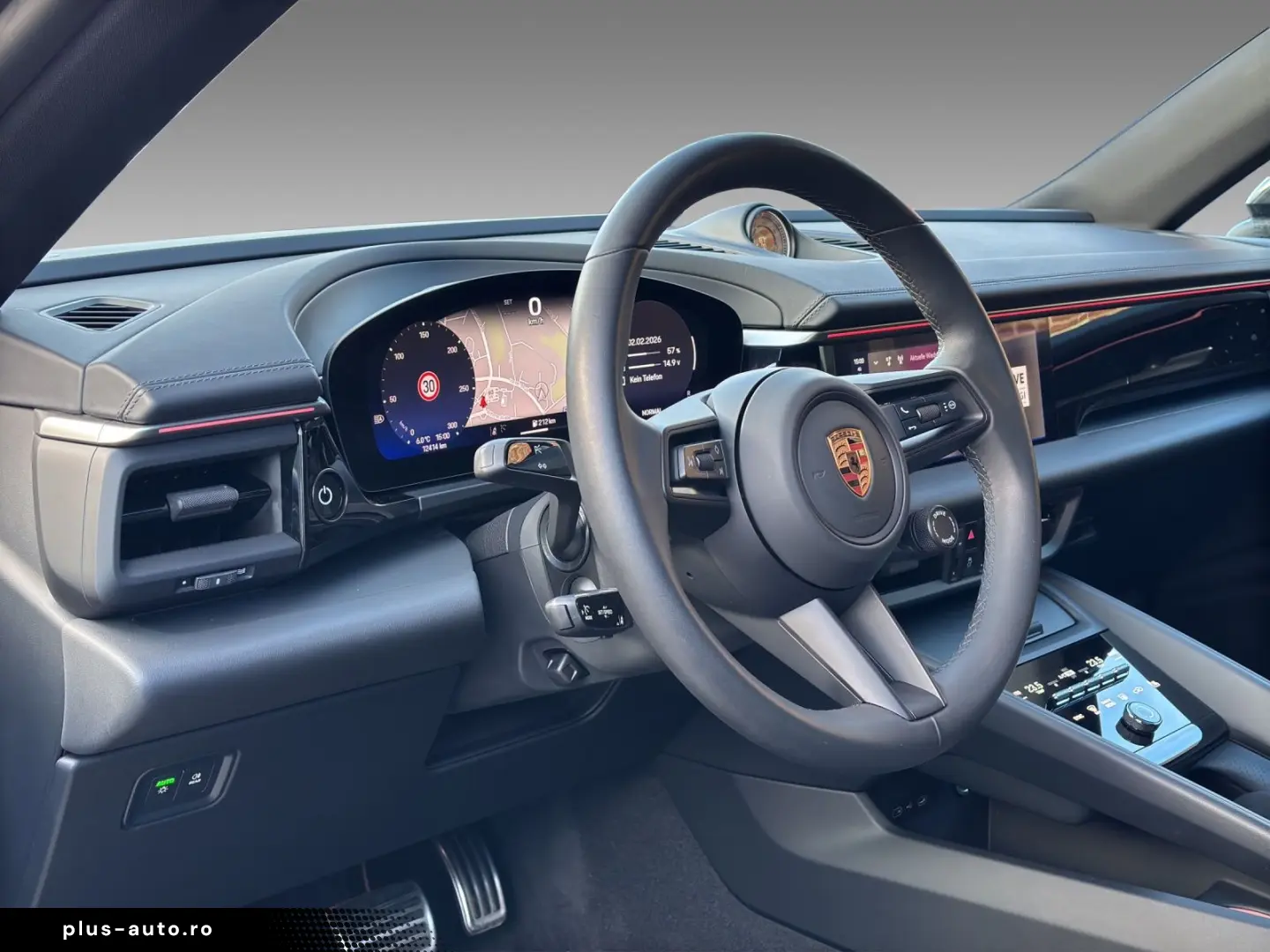 PORSCHE Macan 4 Chrono Pano Sportsitz