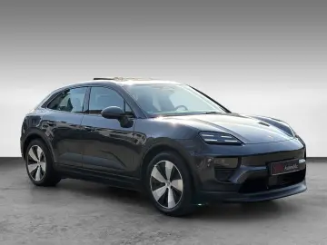 PORSCHE Macan 4 Bose Pano Volleder