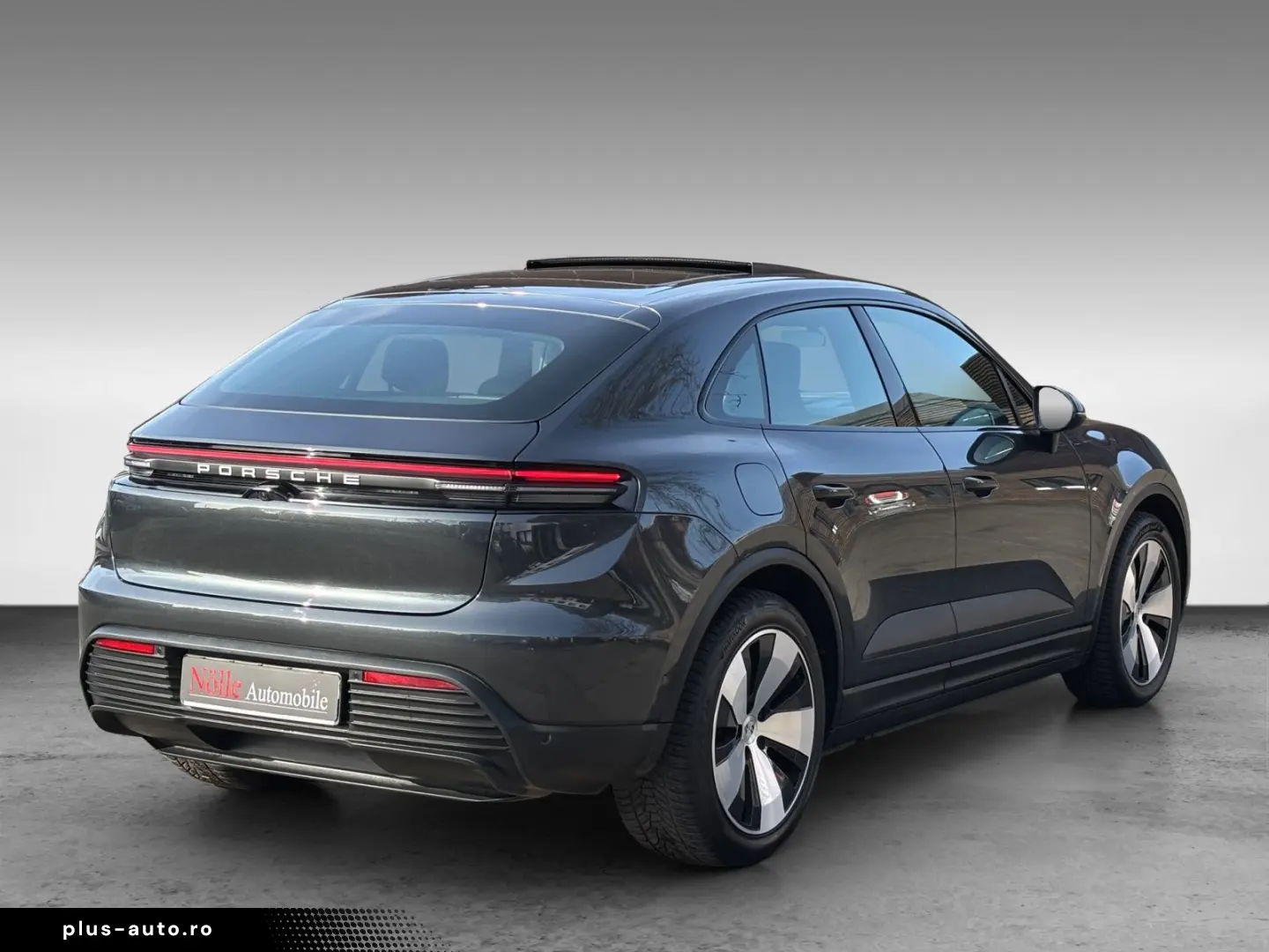 PORSCHE Macan 4 Bose Pano Volleder