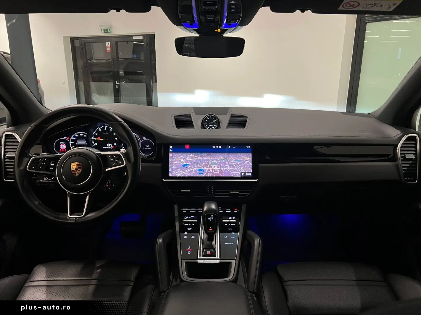 PORSCHE Cayenne E-Hybrid HUD SOFT LUFT MEMORY PANO BOSE