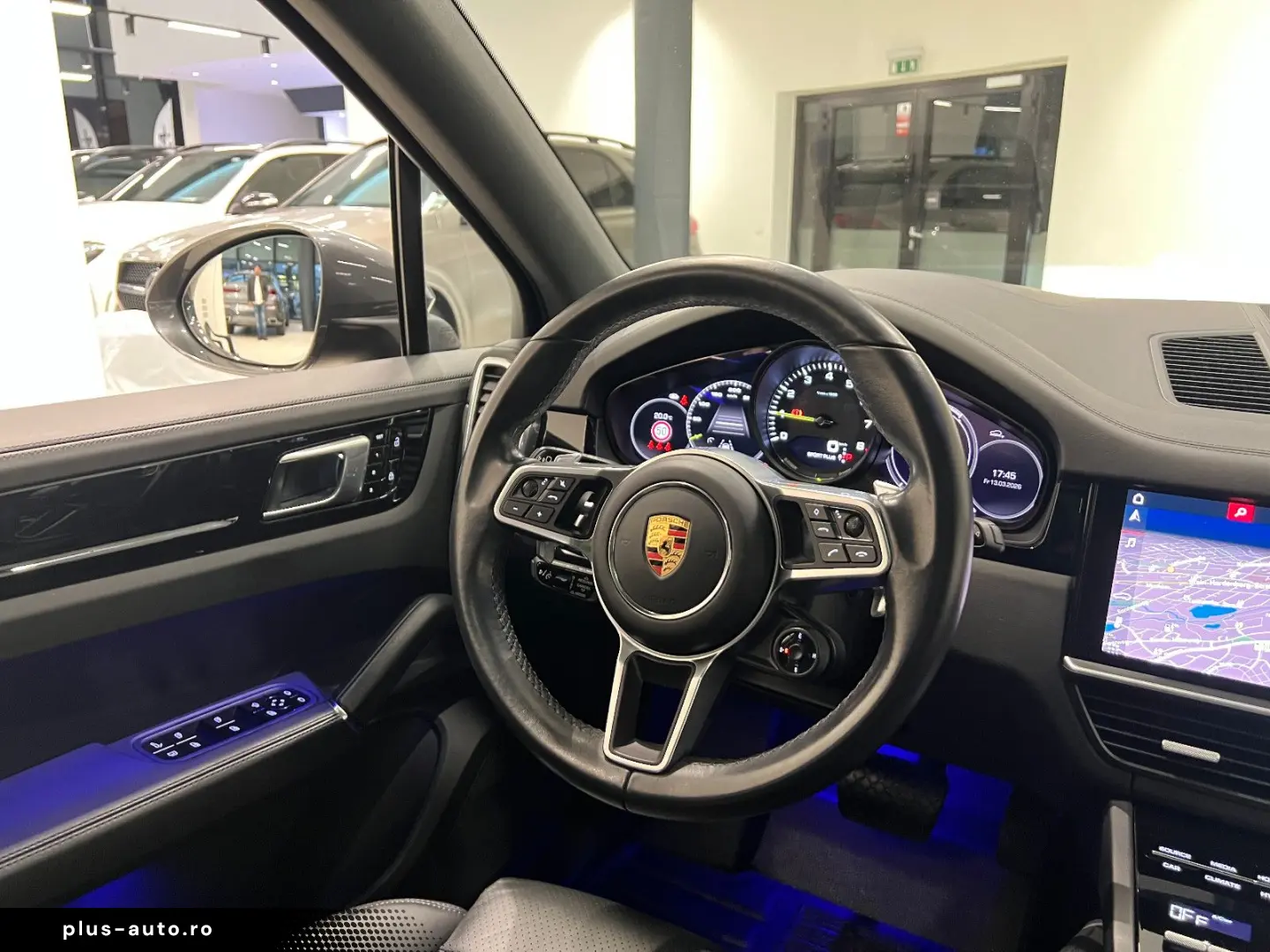 PORSCHE Cayenne E-Hybrid HUD SOFT LUFT MEMORY PANO BOSE