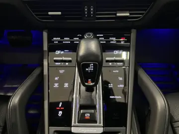 PORSCHE Cayenne E-Hybrid HUD SOFT LUFT MEMORY PANO BOSE