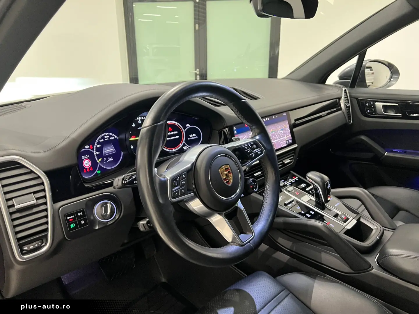 PORSCHE Cayenne E-Hybrid HUD SOFT LUFT MEMORY PANO BOSE