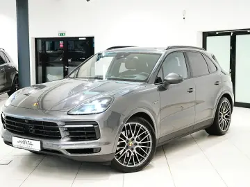 PORSCHE Cayenne E-Hybrid HUD SOFT LUFT MEMORY PANO BOSE