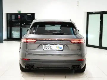 PORSCHE Cayenne E-Hybrid HUD SOFT LUFT MEMORY PANO BOSE