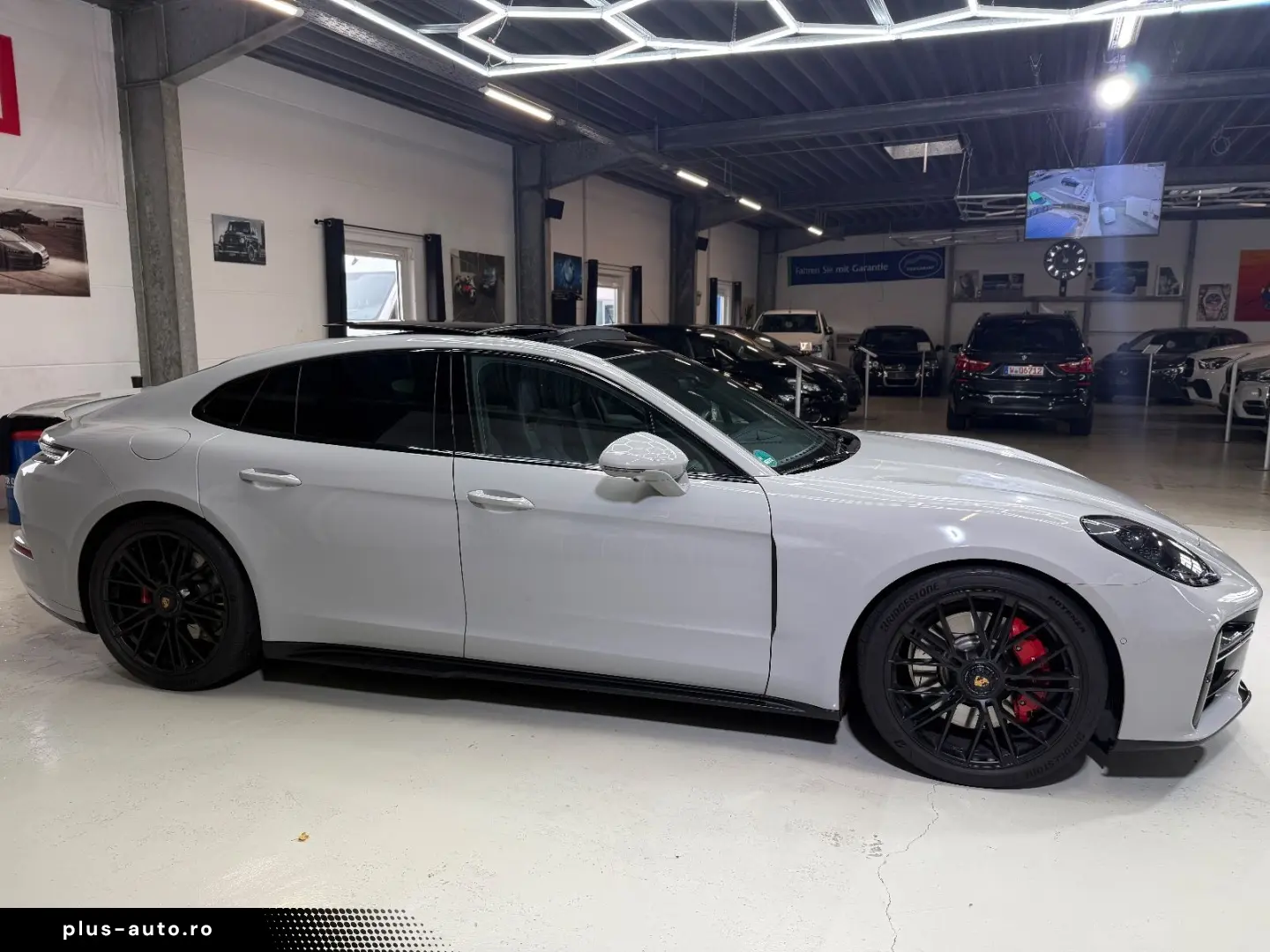 PORSCHE Panamera GTS Lift PPF SportAGA Design