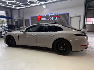 PORSCHE Panamera GTS Lift PPF SportAGA Design